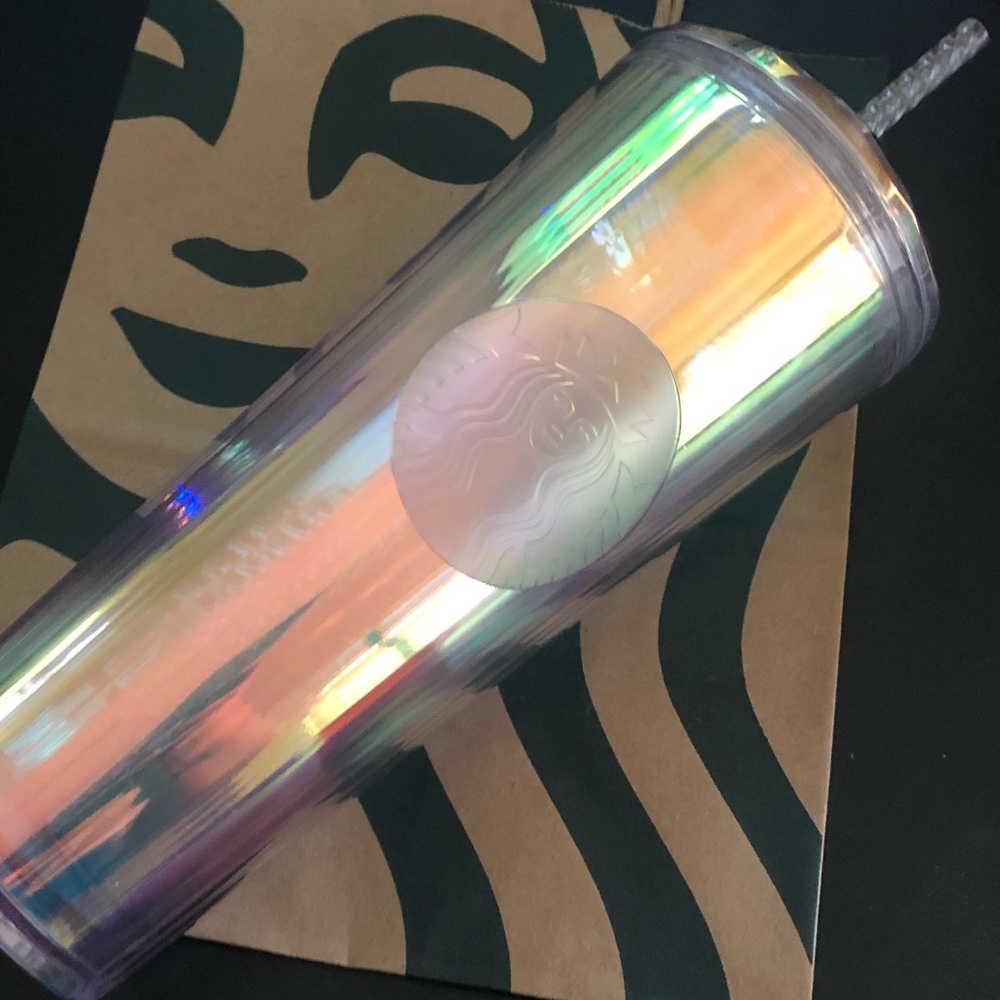 Clear/white Starbucks cup
